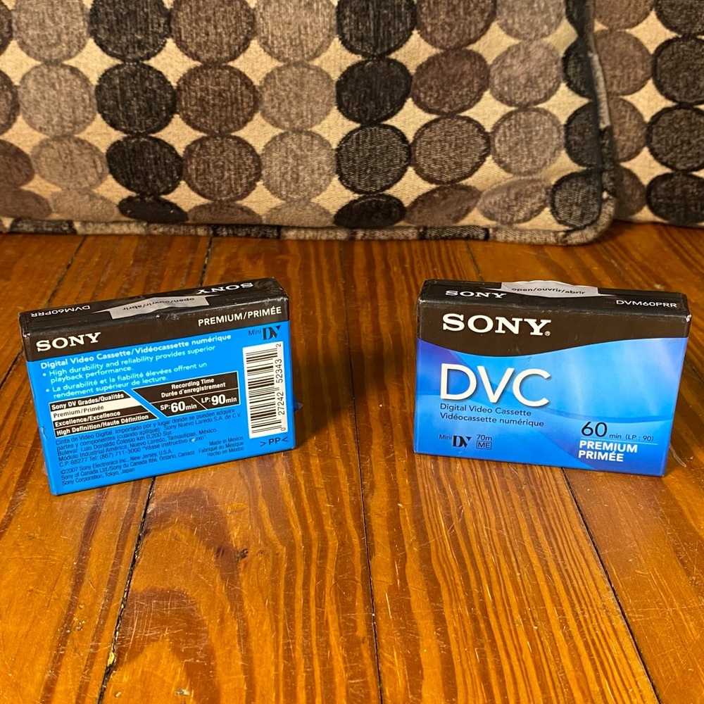 2 Sony DVC miniDV 70m 60min(LP:90) Sealed/Blank DVM60PRR
